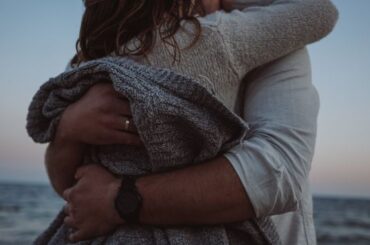 Beautiful Ways God Will Reveal The One To You in His Perfect Timing