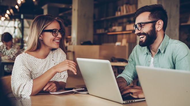 10 Clear Signs You Are Sapiosexual and Attracted to Deep Thinkers, Not Just Looks Signs You Are Sapiosexual