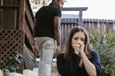 Signs a Woman Is Crushing on Your Husband