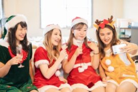 31 Heartwarming Christmas Quotes for Friends